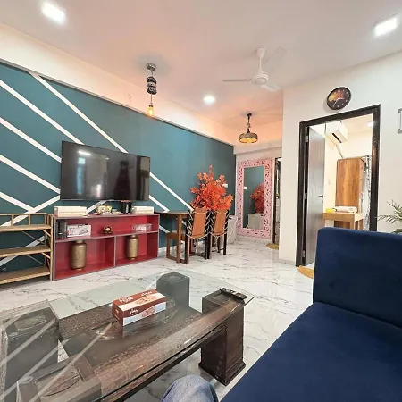 Stunning 1Bhk With View City View, Bandra West 601